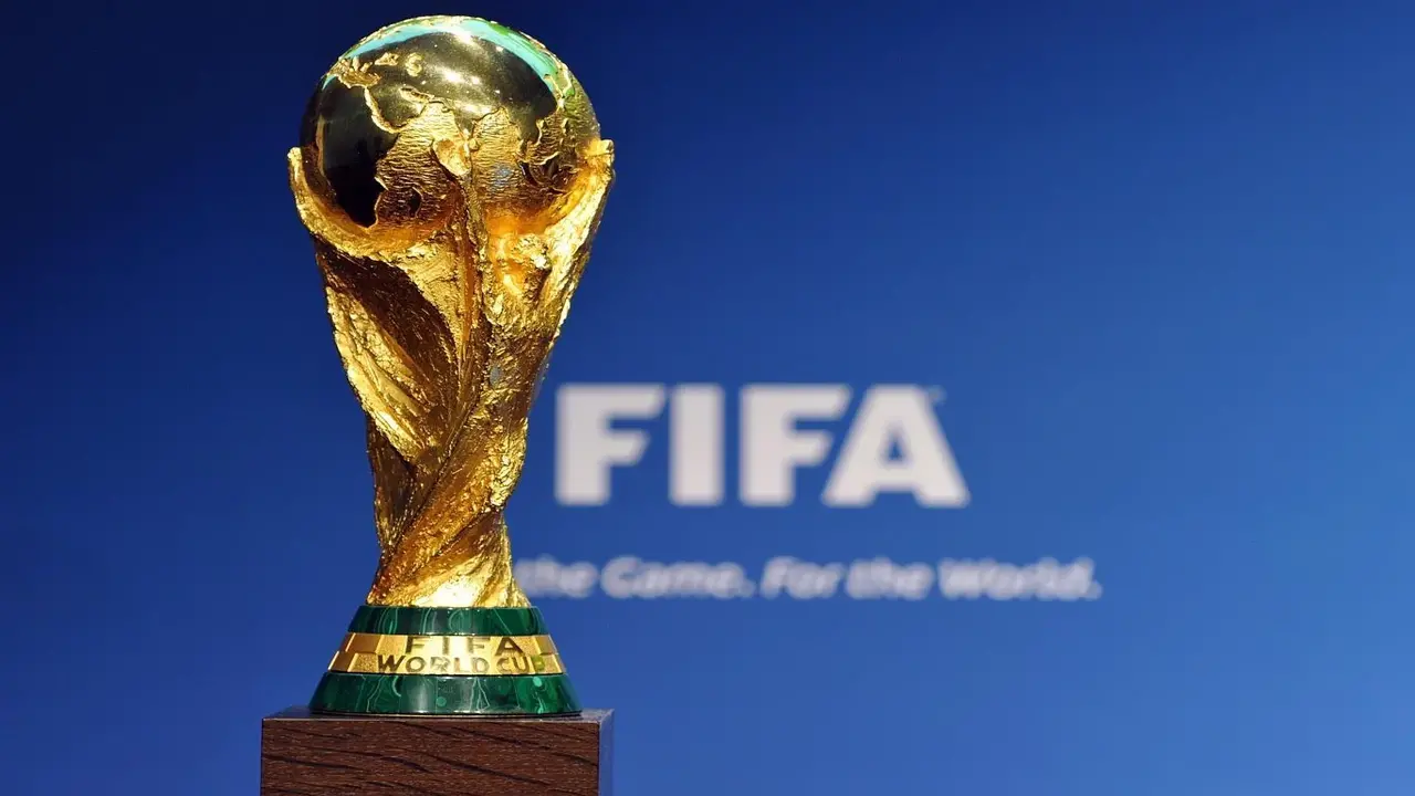 القنوات الناقلة لمواجهة الأرجنتين وإنجلترا المرتقبة في نصف نهائي كأس العالم 2026